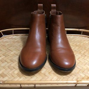 Lands'End women Chelsea  bootie size 5,5  brown